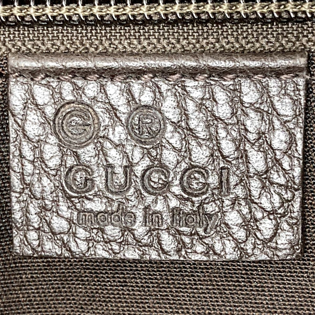 GUCCI グッチ 
 374423  ショルダーバッグ 
GGクリスタル ブラウン