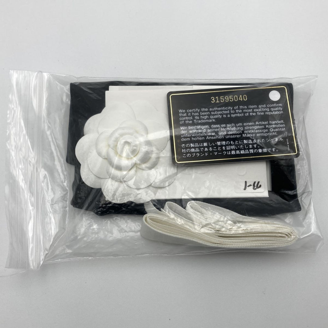 CHANEL シャネル 
 ポールチェーンクラッチ ショルダーバッグ 
ラムスキン ブラック