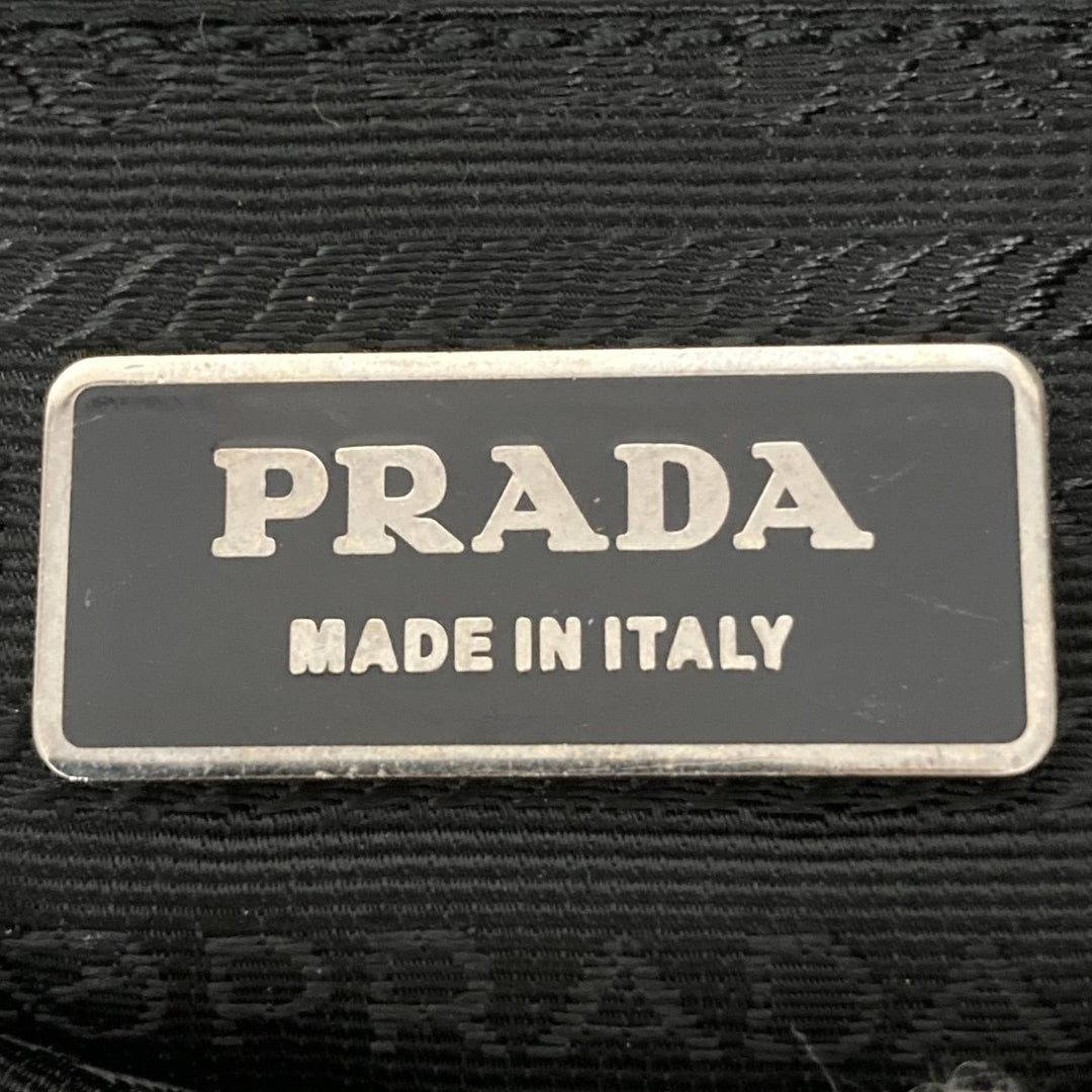PRADA プラダ 
 トートバッグ 
レザー カーキ