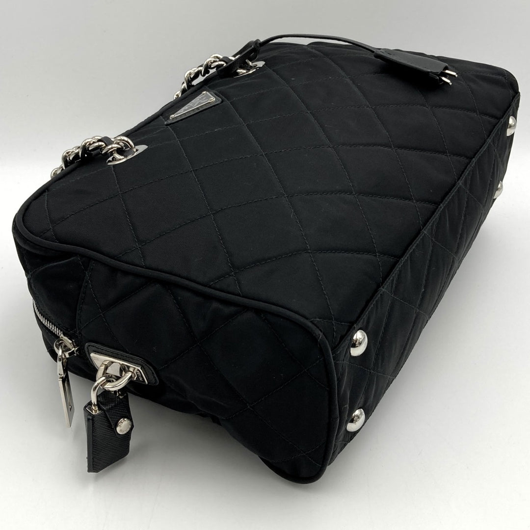 PRADA プラダ 
 ショルダーバッグ 
ナイロン ブラック