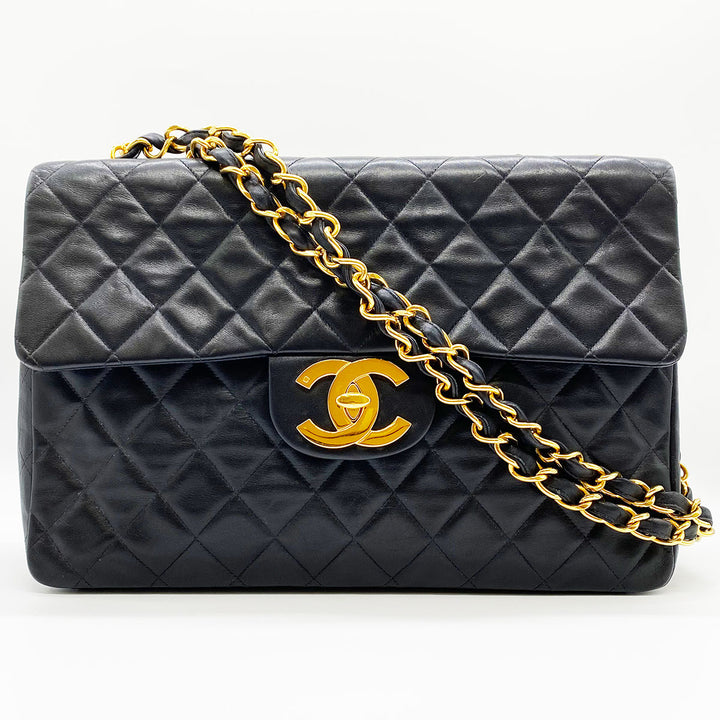 CHANEL シャネル 
 マトラッセ ショルダーバッグ 
レザー ブラック