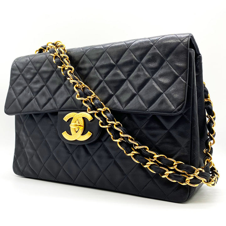 CHANEL シャネル 
 マトラッセ ショルダーバッグ 
レザー ブラック