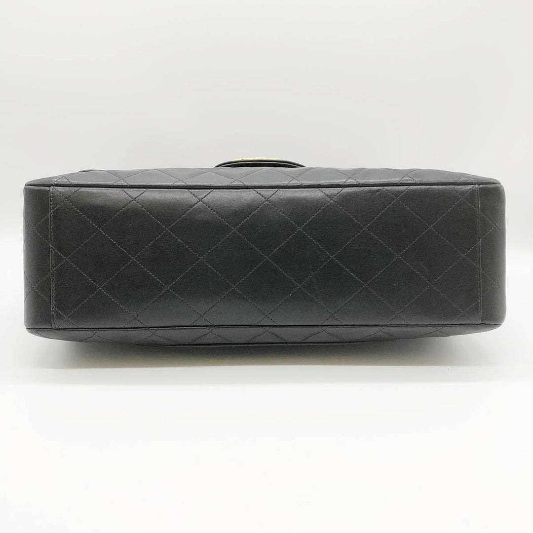 CHANEL シャネル 
 マトラッセ ショルダーバッグ 
レザー ブラック