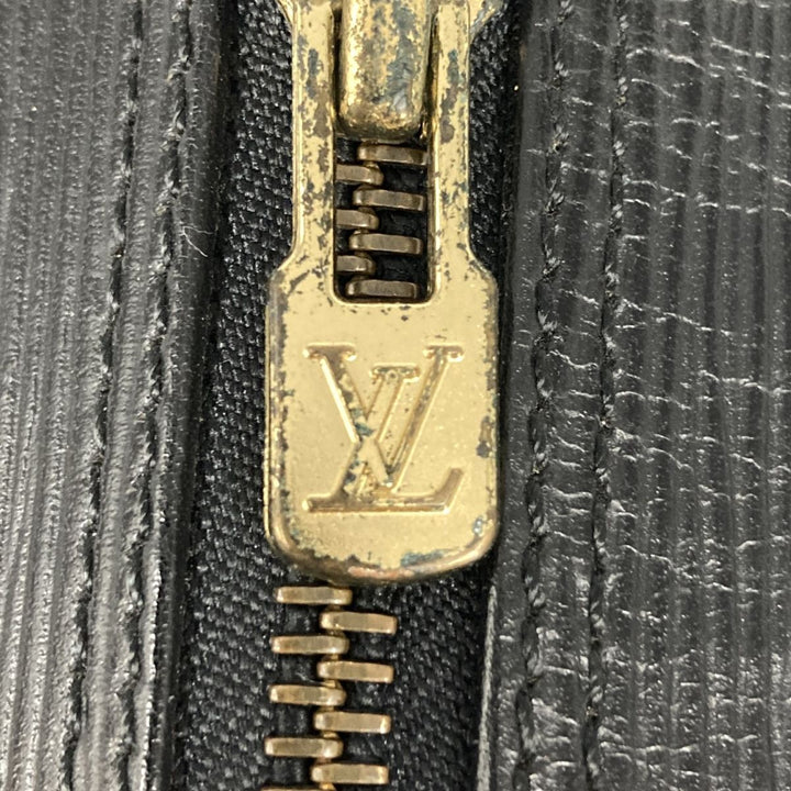 LOUIS VUITTON ルイ・ヴィトン 
 ジュヌフィーユ M52152 ショルダーバッグ 
エピレザー ブラック