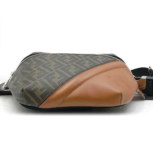 FENDI フェンディ 
 7VA434 ウエストバッグ 
PVC/レザー  ブラウン