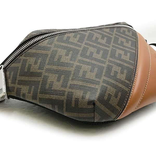 FENDI フェンディ 
 7VA434 ウエストバッグ 
PVC/レザー  ブラウン
