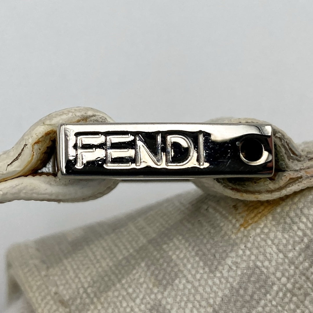 FENDI フェンディ 
 8BH132 ハンドバッグ 
PVC ホワイト