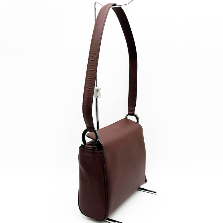 Salvatore Ferragamo フェラガモ 
 ショルダーバッグ 
レザー ボルドー
