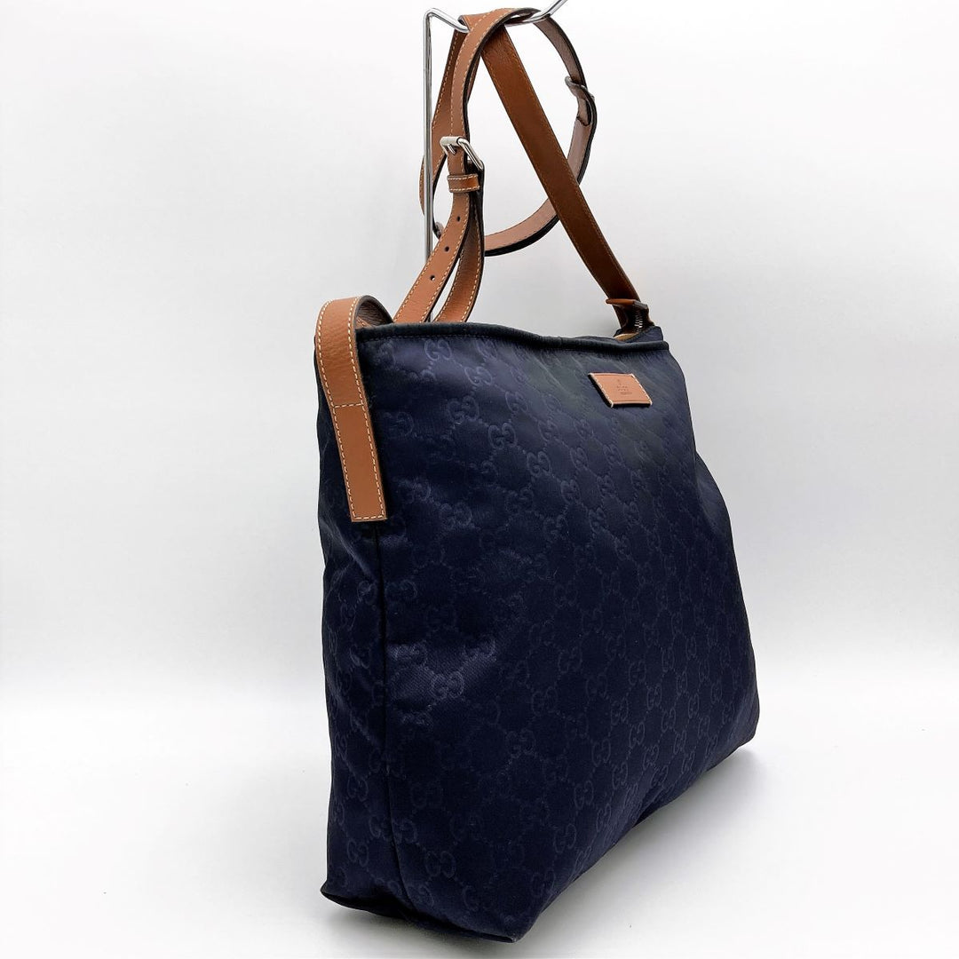 GUCCI グッチ 
 308840 ショルダーバッグ 
ナイロン/レザー  ネイビー