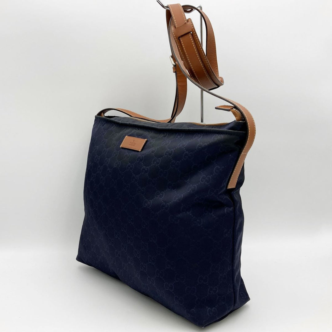 GUCCI グッチ 
 308840 ショルダーバッグ 
ナイロン/レザー  ネイビー