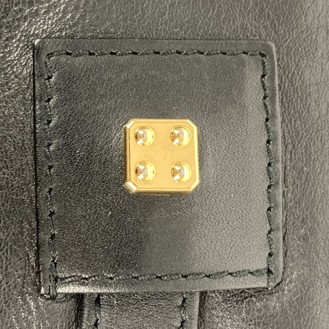 LOEWE ロエベ 
 クラッチバッグ 
レザー ブラック