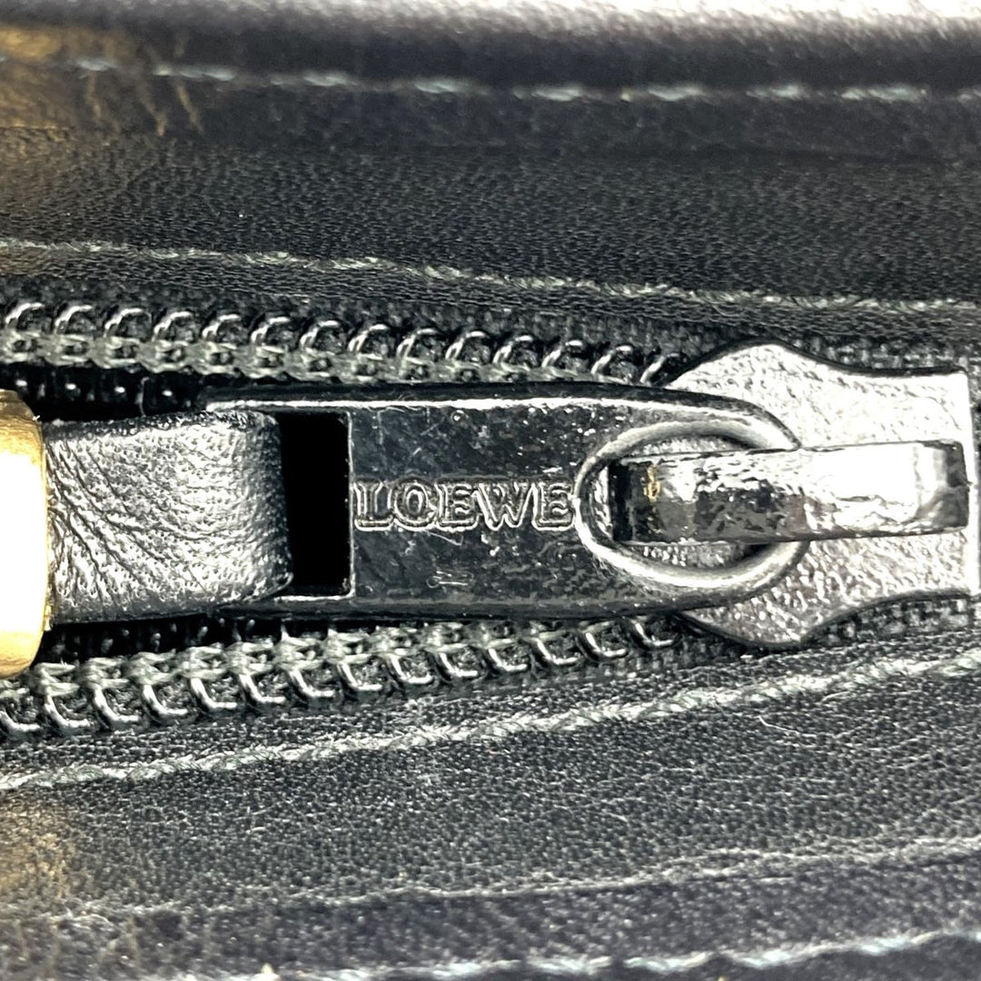 LOEWE ロエベ 
 クラッチバッグ 
レザー ブラック