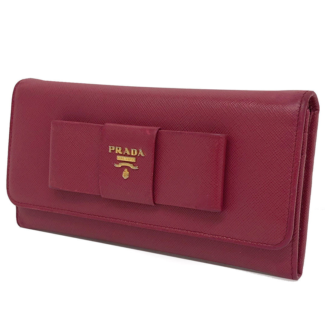PRADA プラダ 
 2つ折り長財布 長財布 
レザー ピンク系