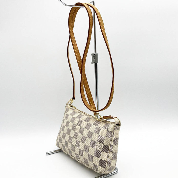 LOUIS VUITTON ルイ・ヴィトン 
 ポシェット・アクセソワール N51986 ショルダーバッグ 
 ホワイト