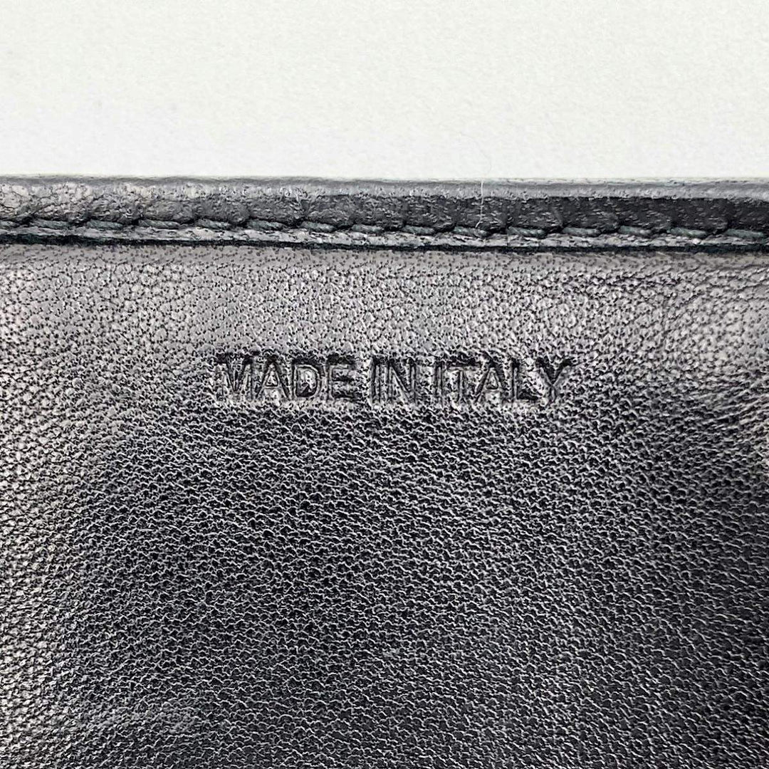 PRADA プラダ 
 長財布 
レザー ブラック