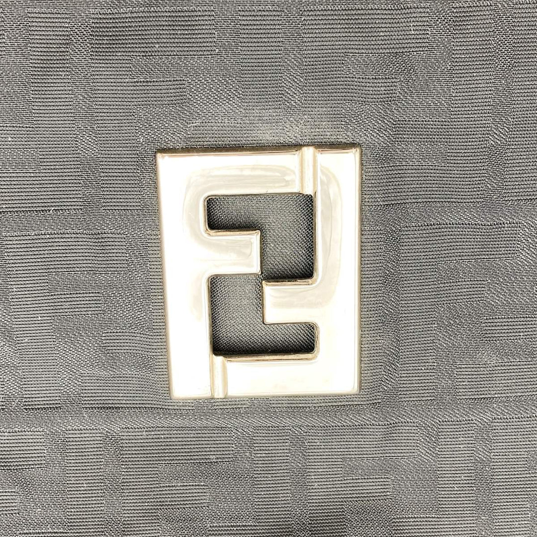 FENDI フェンディ 
 15786  トートバッグ 
ナイロン ブラック