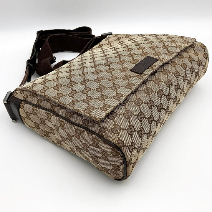 GUCCI グッチ 
 146236 ショルダーバッグ 
GGキャンバス ベージュ