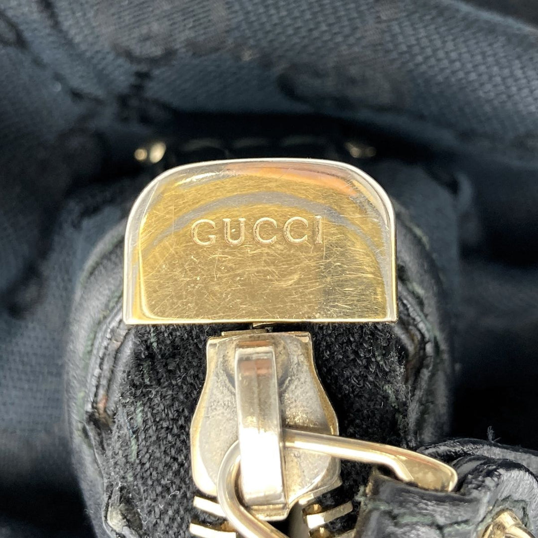 GUCCI グッチ 
 スーキー 247902  ショルダーバッグ 
GGキャンバス ブラック
