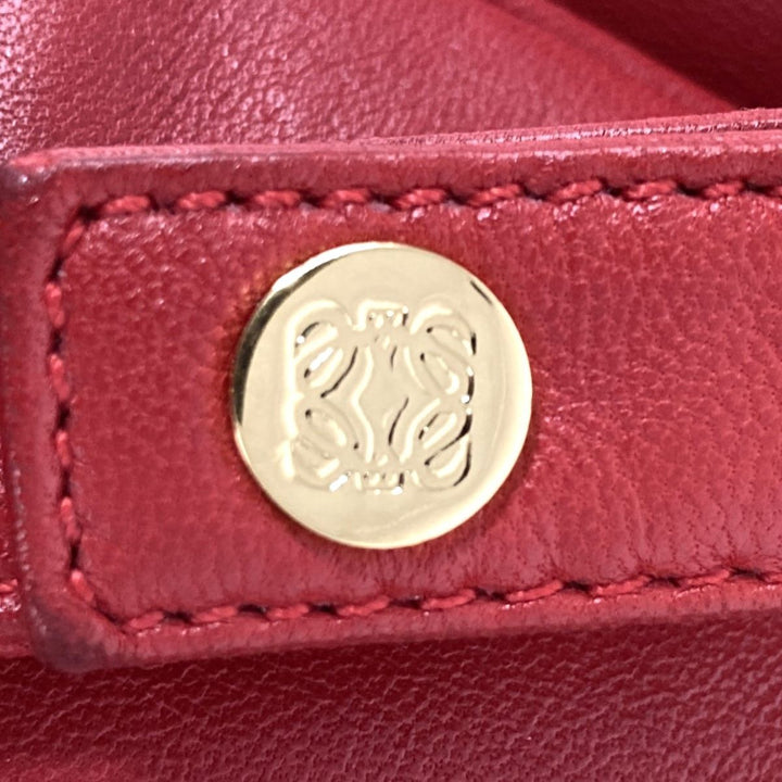 LOEWE ロエベ 
 リュック・デイパック 
レザー レッド