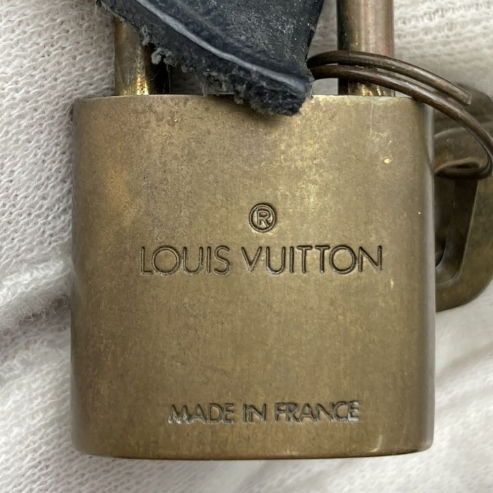 LOUIS VUITTON ルイ・ヴィトン 
 スピーディ25 M59032 ボストンバッグ 
エピレザー ブラック