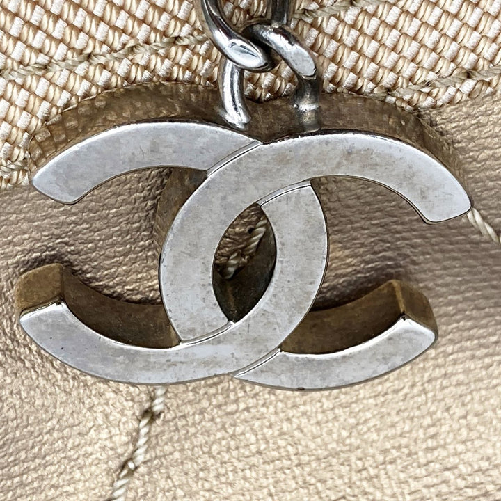 CHANEL シャネル 
 パリビアリッツ トートバッグ 
コーティングキャンバス ゴールド