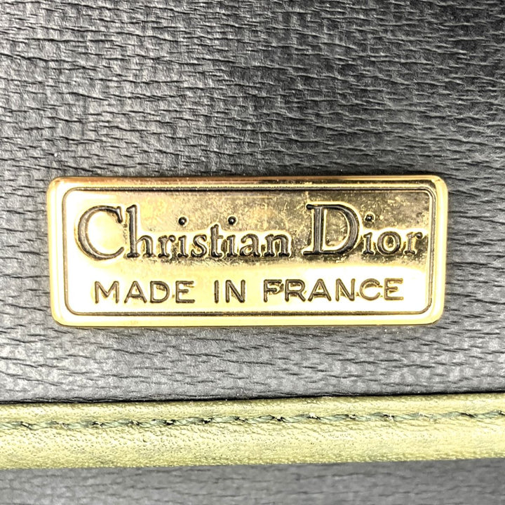 Christian Dior クリスチャンディオール 
 ショルダーバッグ 
レザー カーキ