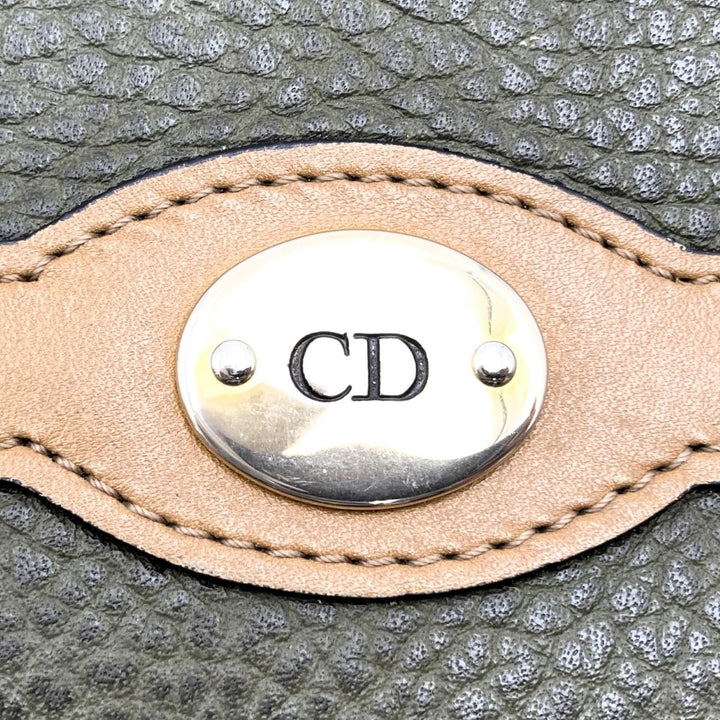 Christian Dior クリスチャンディオール 
 ショルダーバッグ 
レザー カーキ