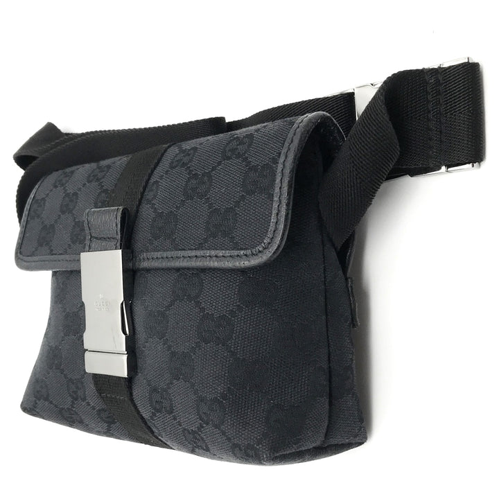 GUCCI グッチ 
 131236 ウエストバッグ 
GGキャンバス ブラック