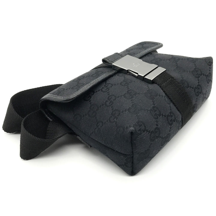 GUCCI グッチ 
 131236 ウエストバッグ 
GGキャンバス ブラック