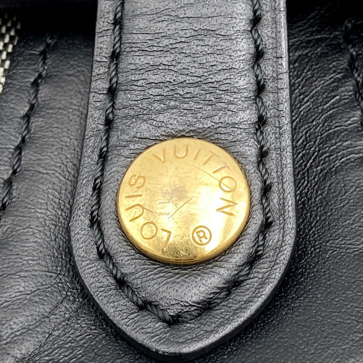 LOUIS VUITTON ルイ・ヴィトン 
 M92324 ショルダーバッグ 
キャンバス/レザー  ブラック