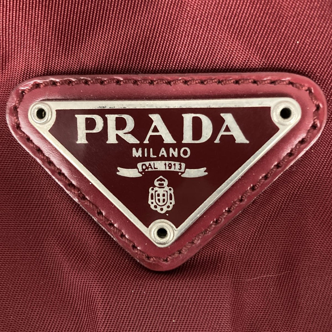 PRADA プラダ 
 リュック・デイパック 
ナイロン レッド