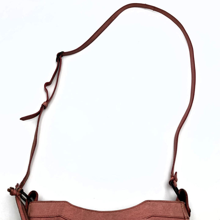 BALENCIAGA バレンシアガ 
 ショルダーバッグ 
レザー ピンク