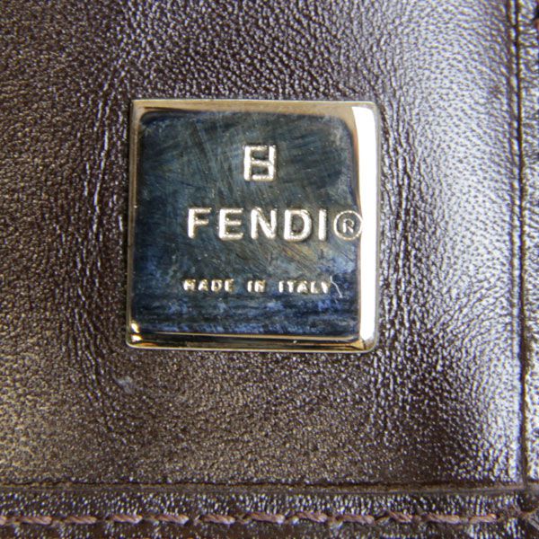 FENDI フェンディ 
 2804－30806 長財布 
キャンバス ブラウン