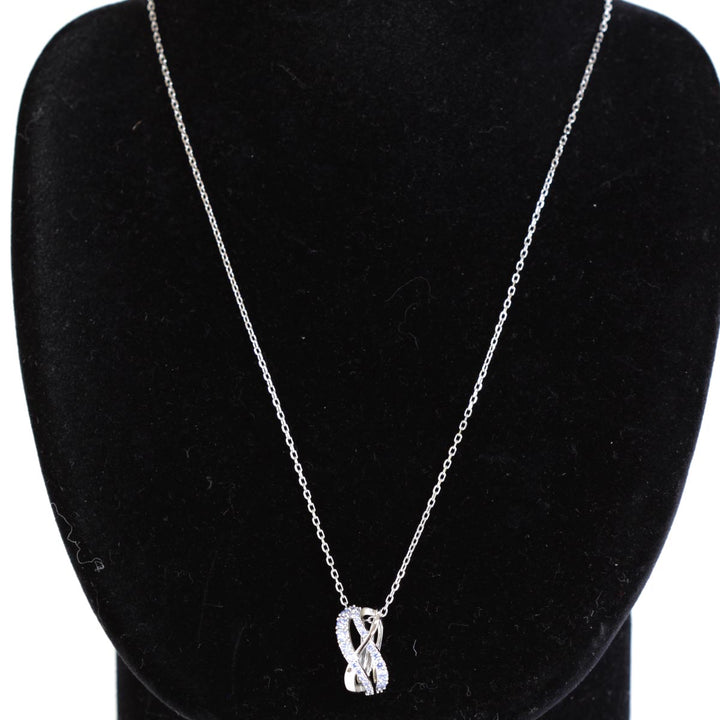 美品『USED』 スワロフスキー 
SWAROVSKI ネックレス