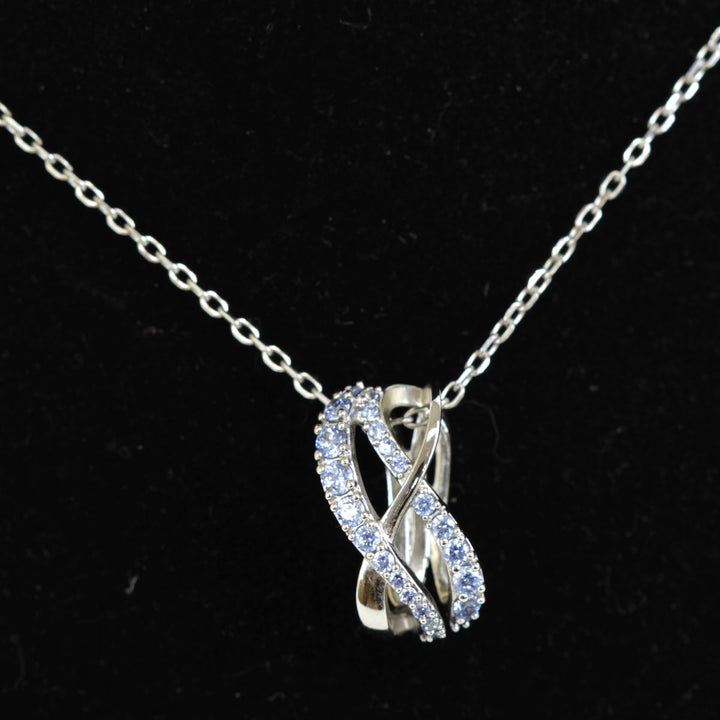 美品『USED』 スワロフスキー 
SWAROVSKI ネックレス