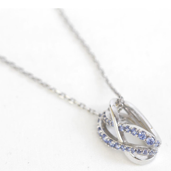 美品『USED』 スワロフスキー 
SWAROVSKI ネックレス