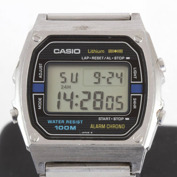 『USED』 
CASIO  スクリューバッグ W-760 100M 
腕時計
 クォーツ メンズ