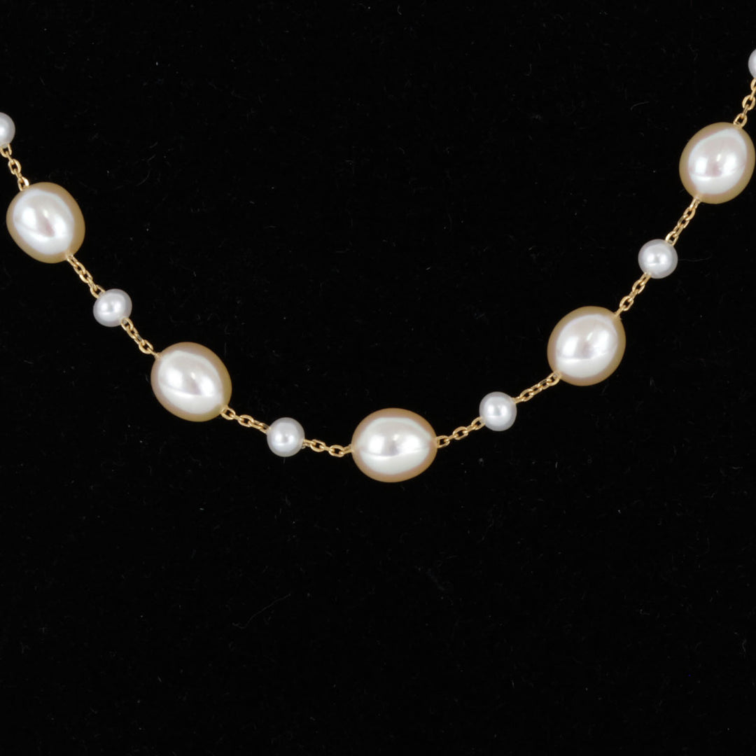 美品『USED』 K18/パール  
ネックレス
 8.1g