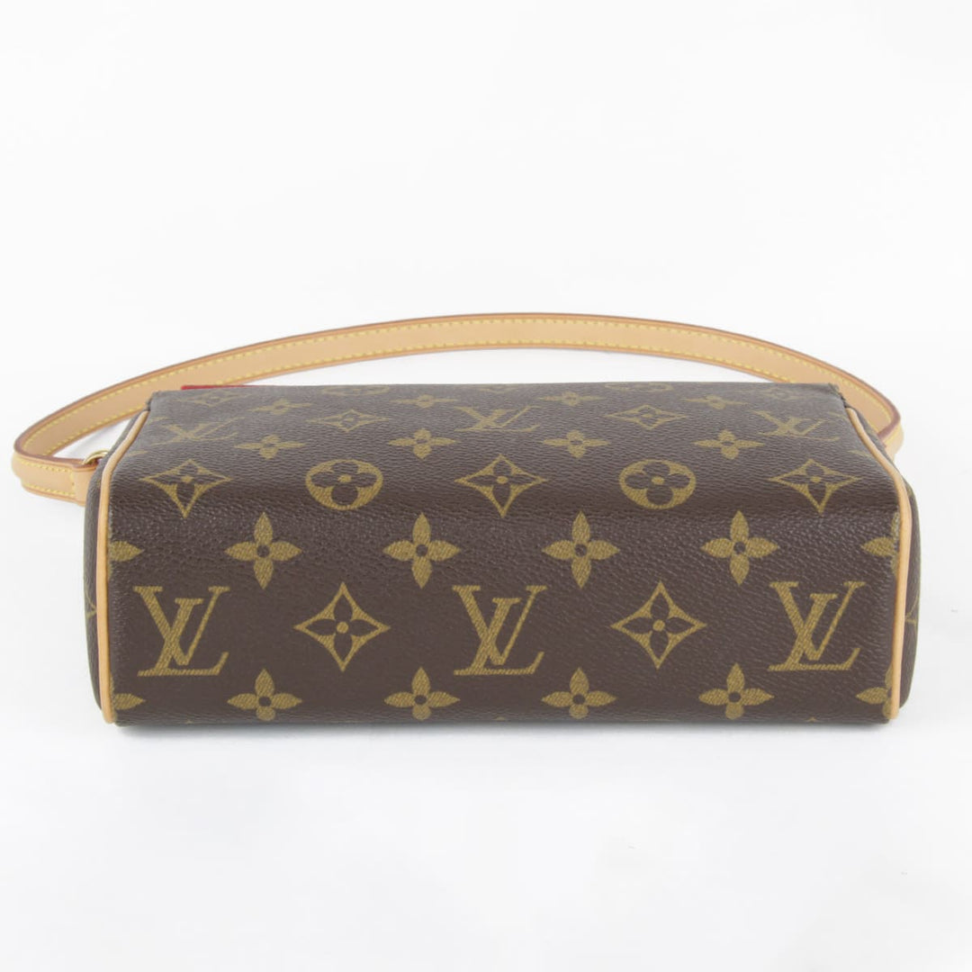 美品『USED』 
LOUIS VUITTON ルイ・ヴィトン 
 レシタル M51900 ハンドバッグ 
モノグラムキャンバス ブラウン