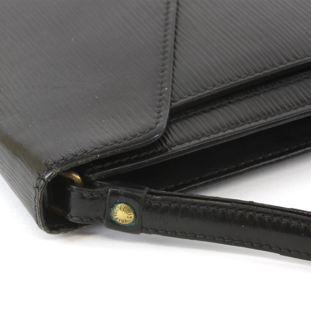 『USED』 
LOUIS VUITTON ルイ・ヴィトン 
 ポシェットセリエ ドラゴンヌ M52612 セカンドバッグ 
エピレザー ブラック