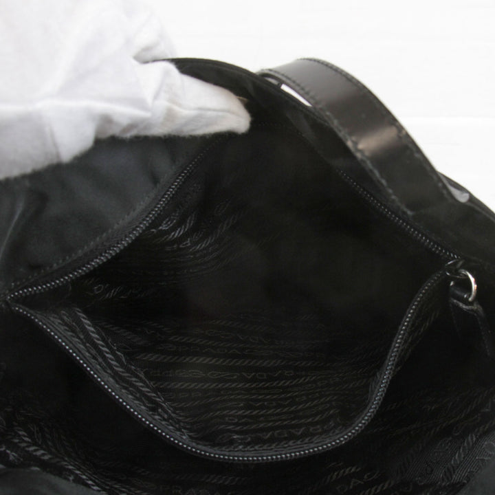 『USED』 
PRADA プラダ 
 トートバッグ 
ナイロン ブラック