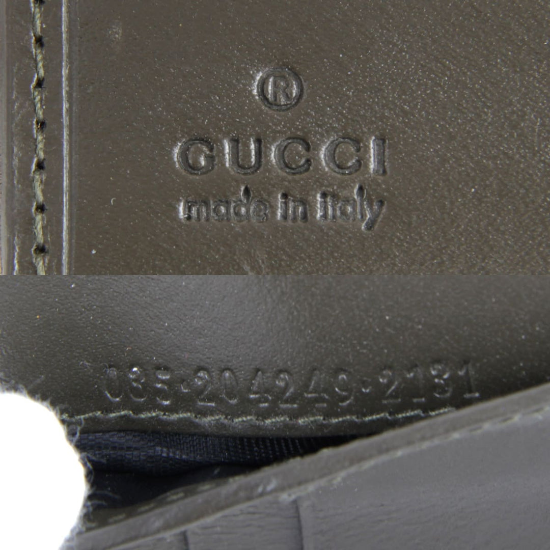 美品『USED』 
GUCCI グッチ 
 035・204249・2131 二つ折り財布 
レザー カーキ