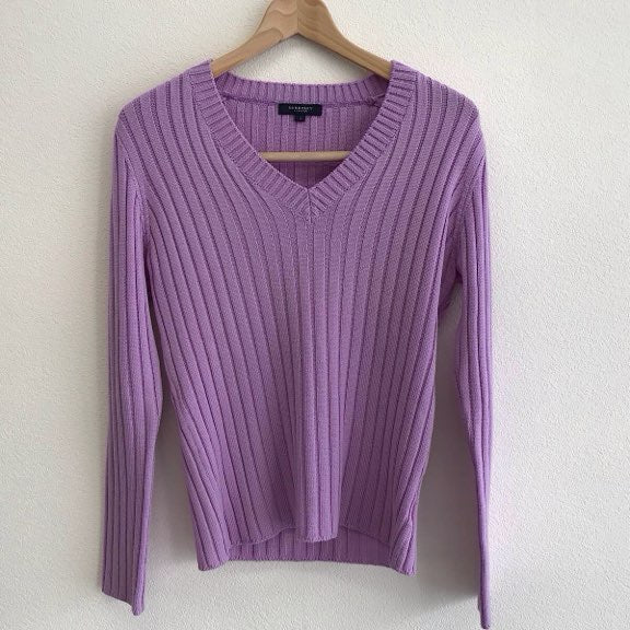 『USED』 
BURBERRY LONDON バーバリーロンドン 
 ウールVネックセーター FB022-656-362 セーター 
ウール パープル系