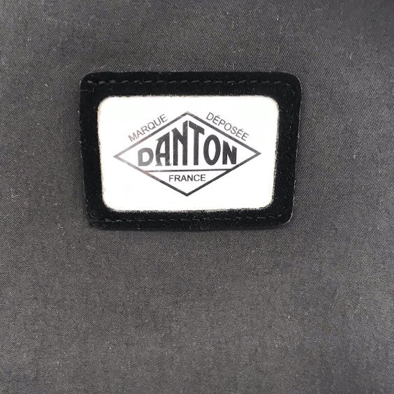 『美品』 
Danton ダントン 
 SOT DAY PACK MIDIUM リュックサック ブラック DT-H0007 SOT リュック・デイパック 
ポリエステル ブラック