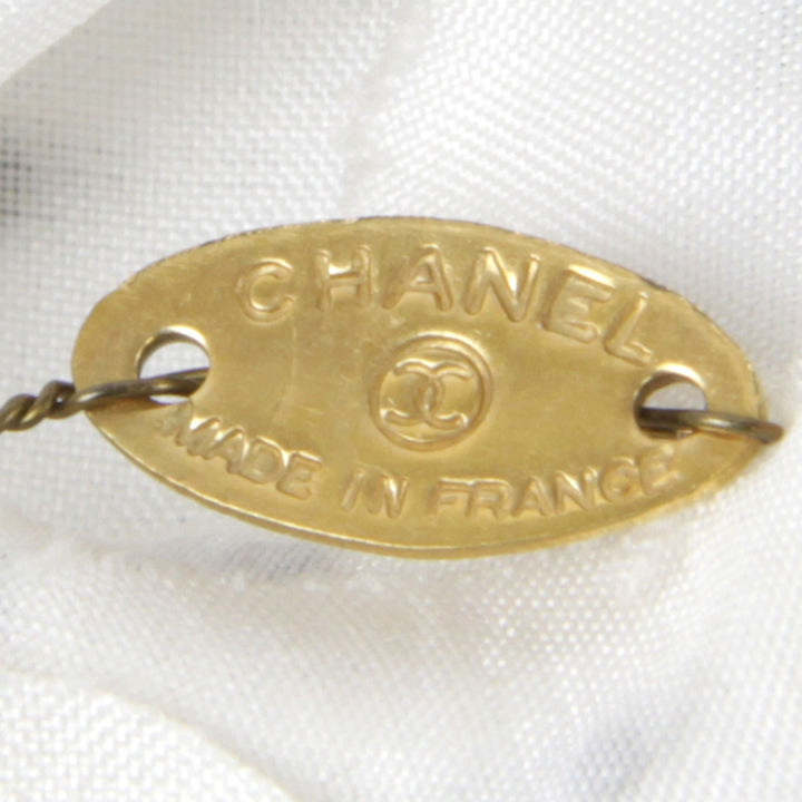『USED』 
CHANEL シャネル 
 ドット柄 花コサージュ ブローチ 
ファブリック ホワイト