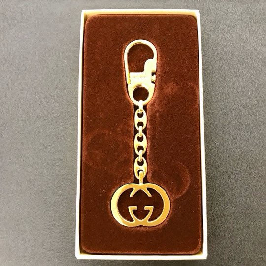 『USED』 
GUCCI グッチ 
 オールドグッチ　GG　インターロッキング キーホルダー 
 ゴールド
