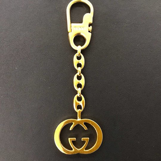 『USED』 
GUCCI グッチ 
 オールドグッチ　GG　インターロッキング キーホルダー 
 ゴールド