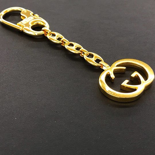 『USED』 
GUCCI グッチ 
 オールドグッチ　GG　インターロッキング キーホルダー 
 ゴールド