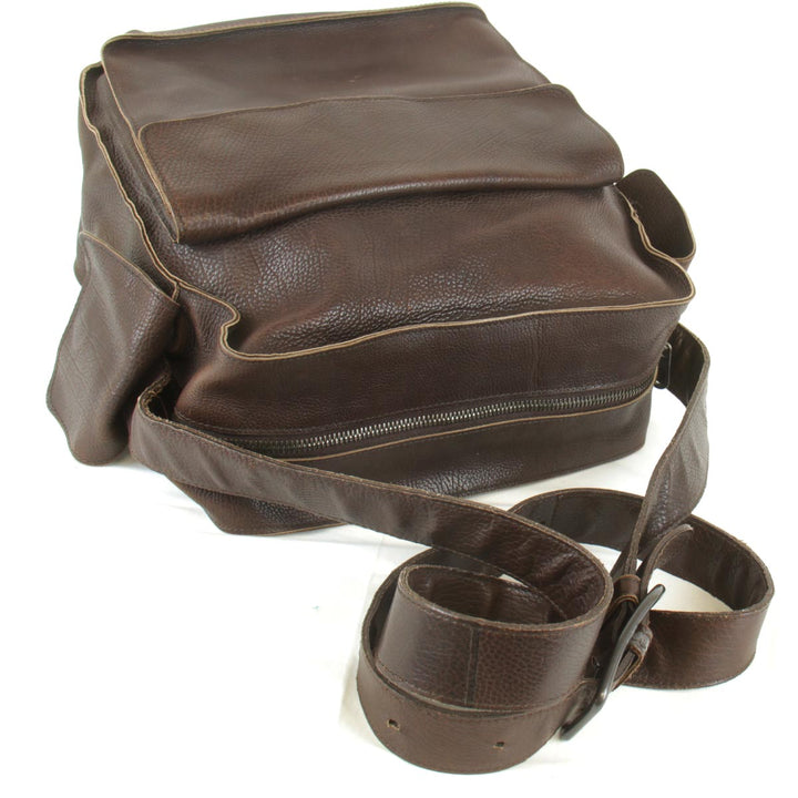 『USED』 
BOTTEGAVENETA ボッテガヴェネタ 
 ショルダーバッグ 
レザー ブラウン