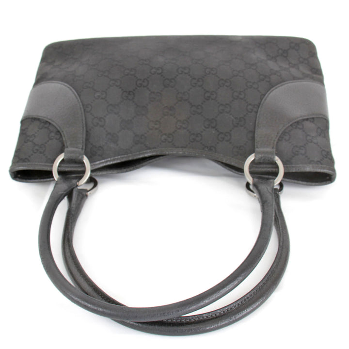 良品『USED』 
GUCCI グッチ 
 113015/001013 ハンドバッグ 
GGキャンバス ブラック